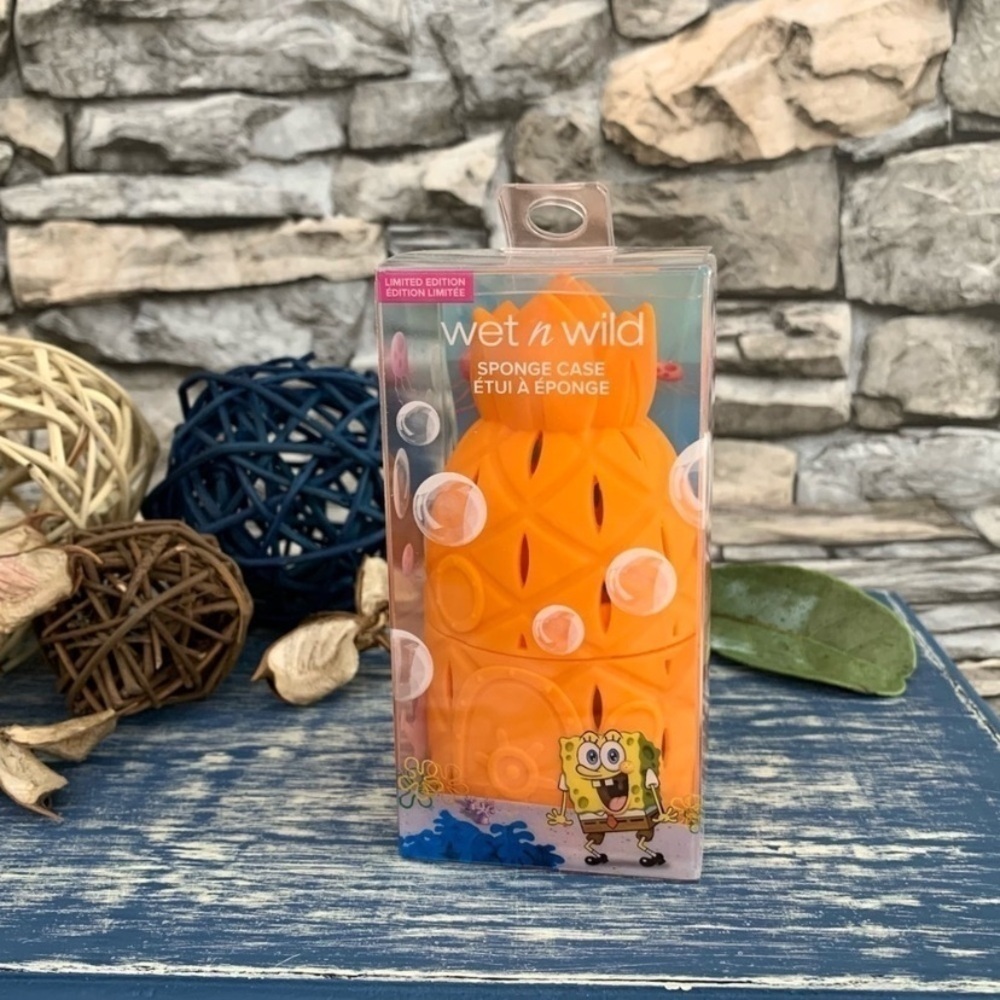 SpongeBob Wet n Wild Nautical Nonsense Pineapple Sponge Holder Silicone Case New